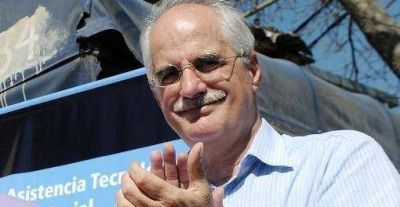 Taiana, por interpelar a candidatos 2015 para fijar la agenda popular