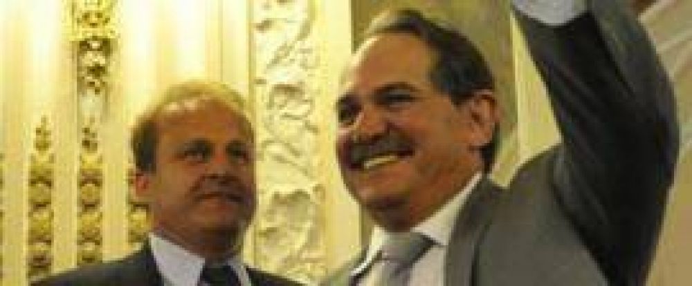 Protestar�n 10 mil bancarios de toda la Argentina: Cisneros advierte por la seguridad a Alperovich, Cortalezzi y 