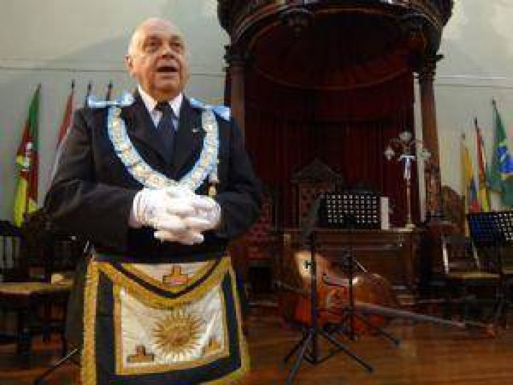 La masoner�a conmemora el paso de San Mart�n por Tucum�n