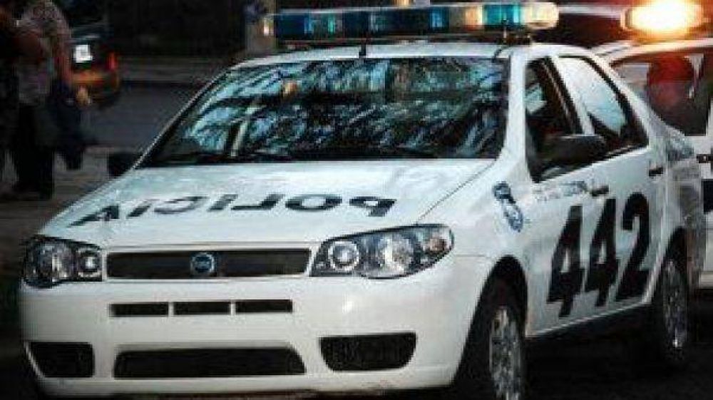 Lo fueron a detener por el robo de 500 mil pesos y lo estaban velando
