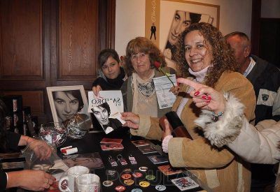 Abri� la muestra de Sandro y se llen� de mujeres