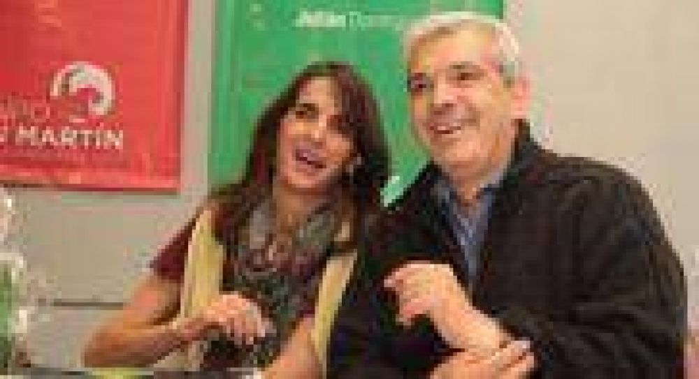 El Diputado Walter Abarca apoya a Dom�nguez a presidente y se aleja definitivamente del Sciolismo