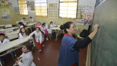 Seis de cada 10 docentes est�n a gusto con su profesi�n