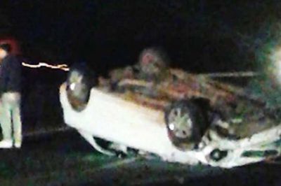 Volc� un auto en la ruta 14