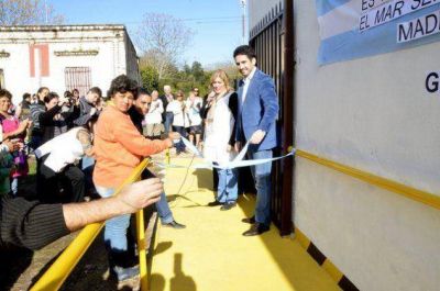 Qued� inaugurada la rampa de acceso para personas con capacidades motrices diferentes