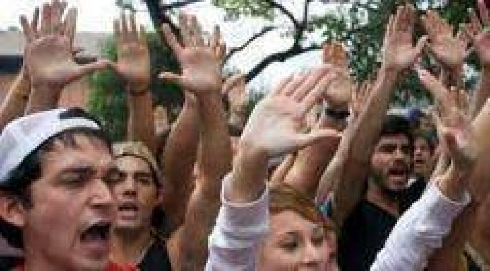 Arranca el martes la discusi�n de los proyectos para regular la protesta social