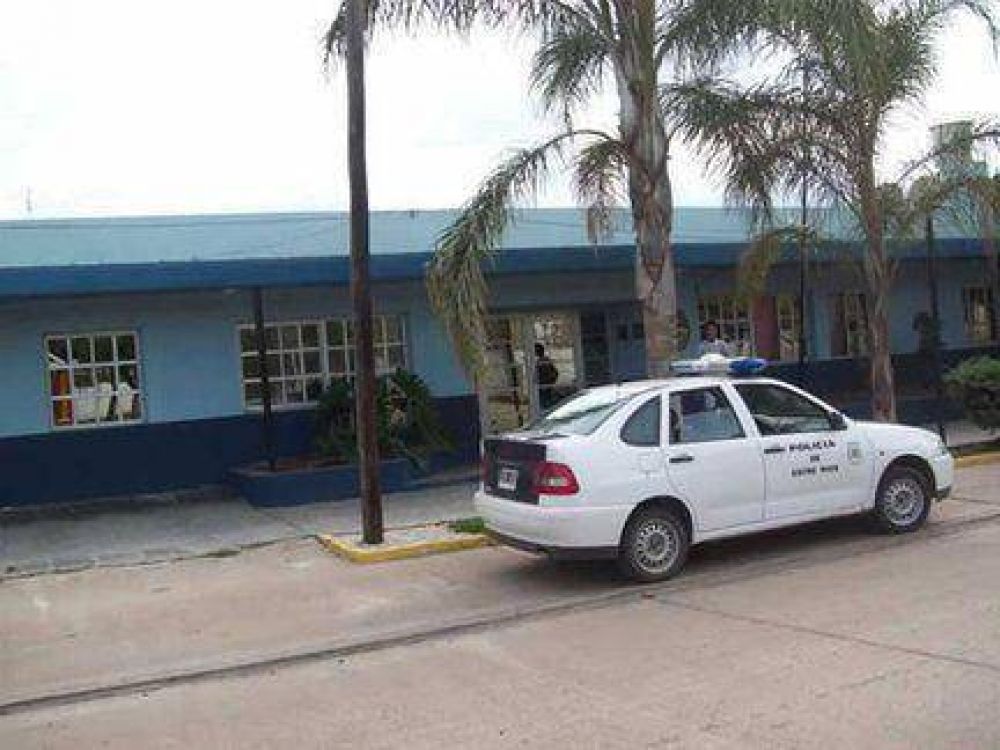 Con 23 a�os y un embarazo de 8 meses, asesin� a golpes a su madre mientras dorm�a