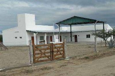 La gobernadora Claudia Zamora inaugurar� dos edificios educativos en Loreto