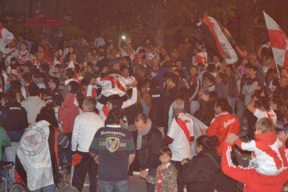 River Campe�n. Los festejos en Baradero