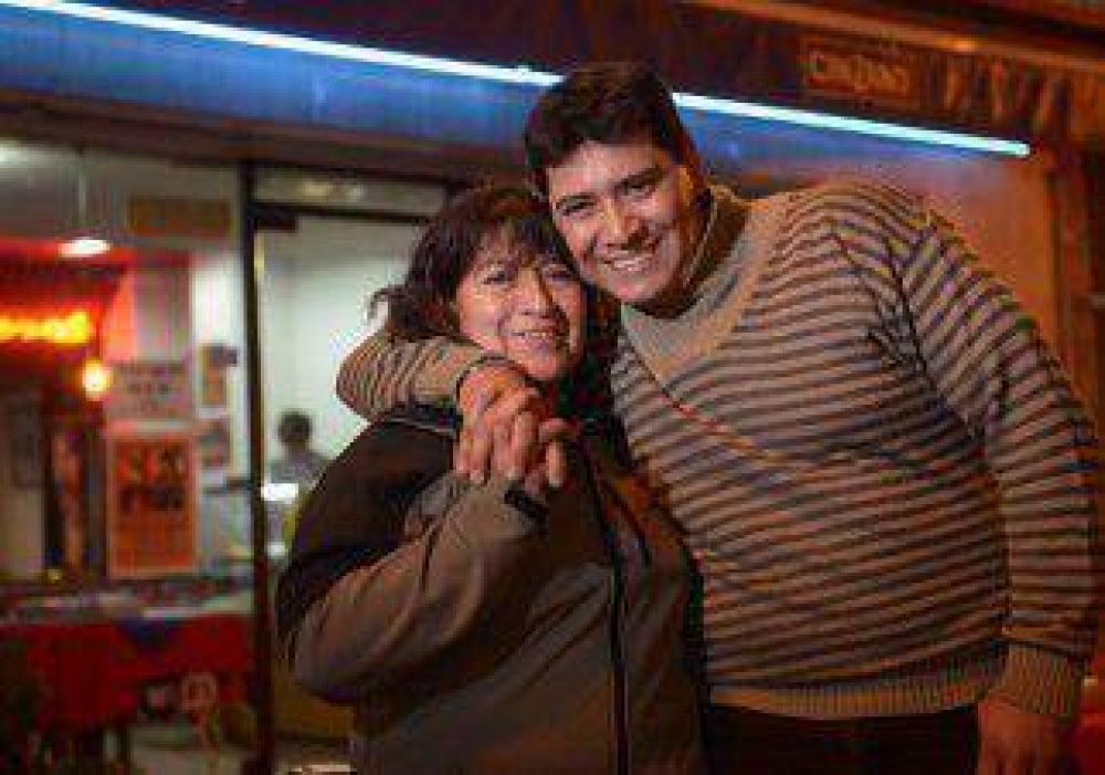 Diego encontr� a su madre despu�s de 30 largos a�os 
