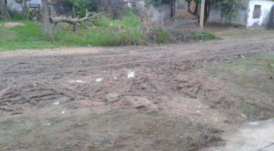 Delgado reclama a Sameep que repare las calles de Villa Itat�