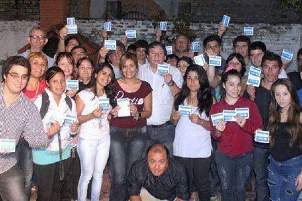 Los j�venes de Forja insisten en que se aplique la ley del derecho de admisi�n