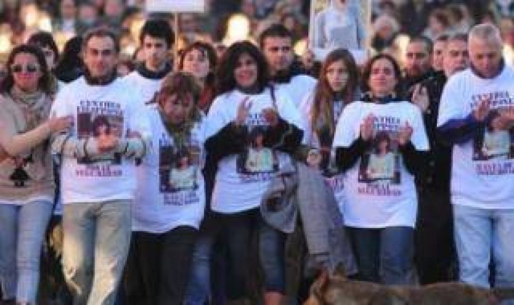 Villa Gesell: Multitudinaria marcha para pedir justicia por el crimen de Cynthia Filippone