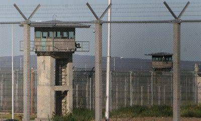 Un grupo de internos tom� de reh�n a un penitenciario en Almafuerte
