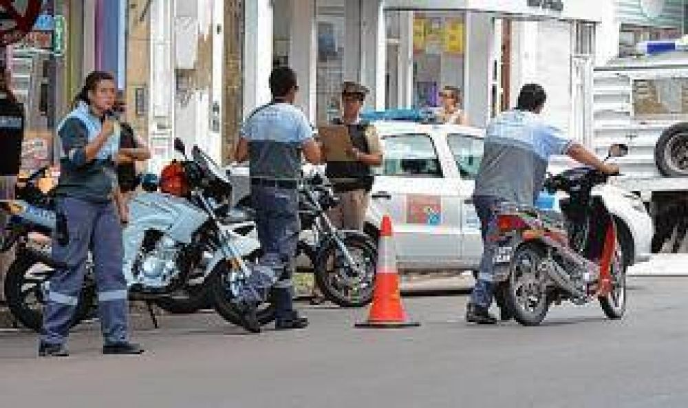Bah�a Blanca: La Municipalidad secuestra m�s de 30 veh�culos por d�a