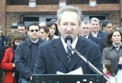 El massismo suma otro intendente K