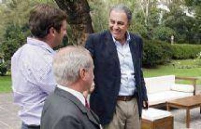 Rodolfo Urtubey expone ante el Consejo Econ�mico y social sobre la Ley de Tierras P�blicas