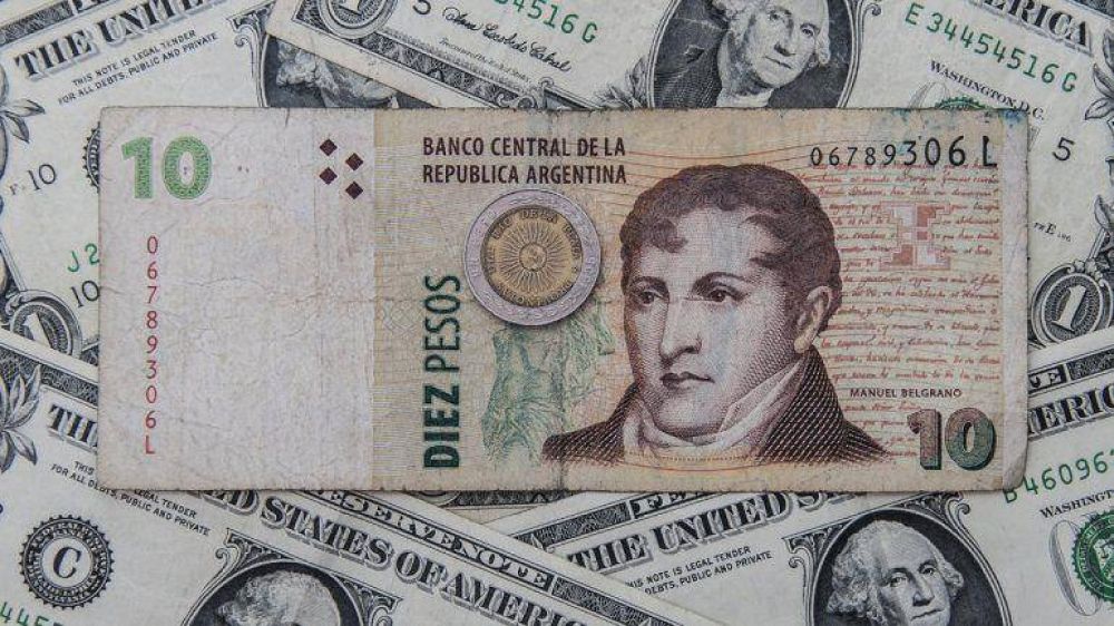 El d�lar libre escal� 18 centavos y lleg� a los $11,31 en la City