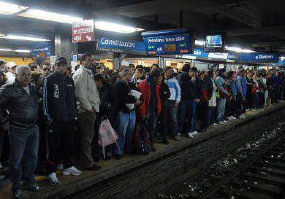 Subte: medida gremial afecta el servicio de la L�nea H