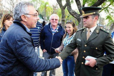 Celebraron el D�a de la Escarapela en el Puerto de Frutos de Tigre