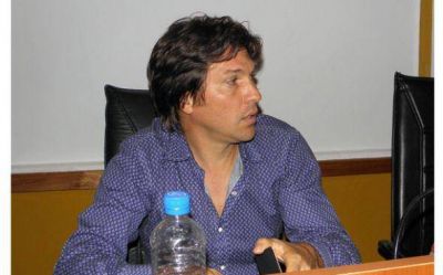 Ranieli present� un proyecto para que en Pilar se celebren paritarias municipales