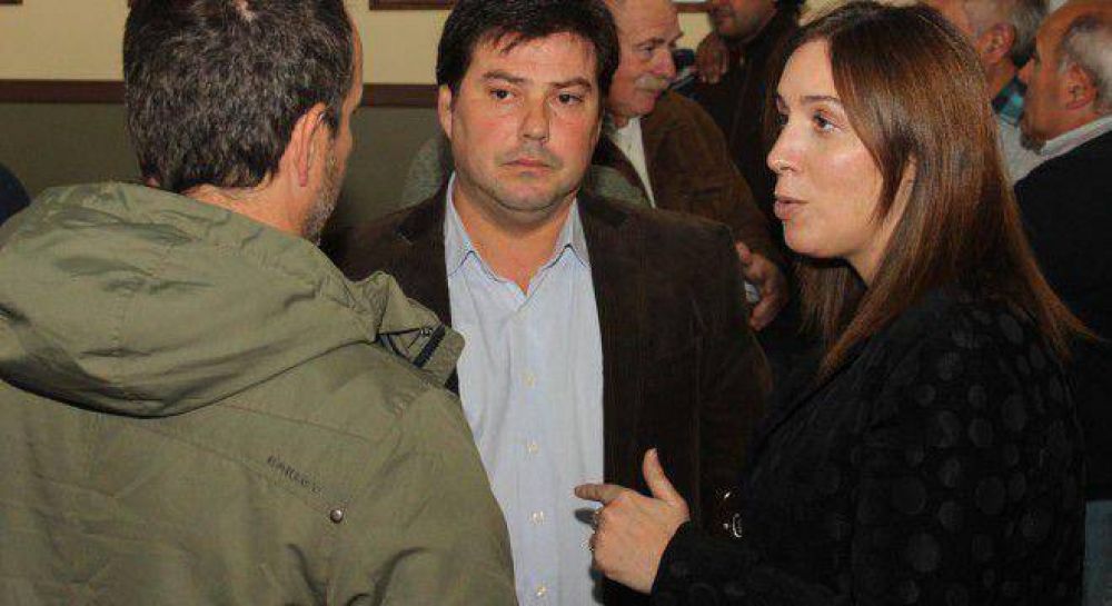 Macri cerca de robarle a Massa el presidente del Concejo de Las Flores