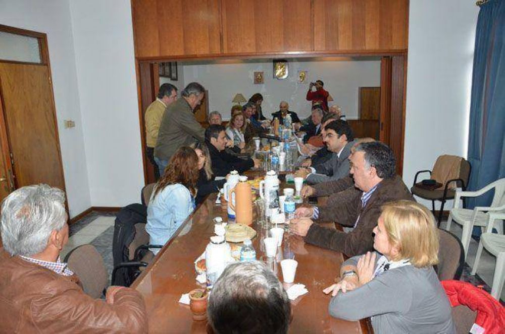 El PJ lanz� un cronograma con fecha de elecciones para el 31 de agosto
