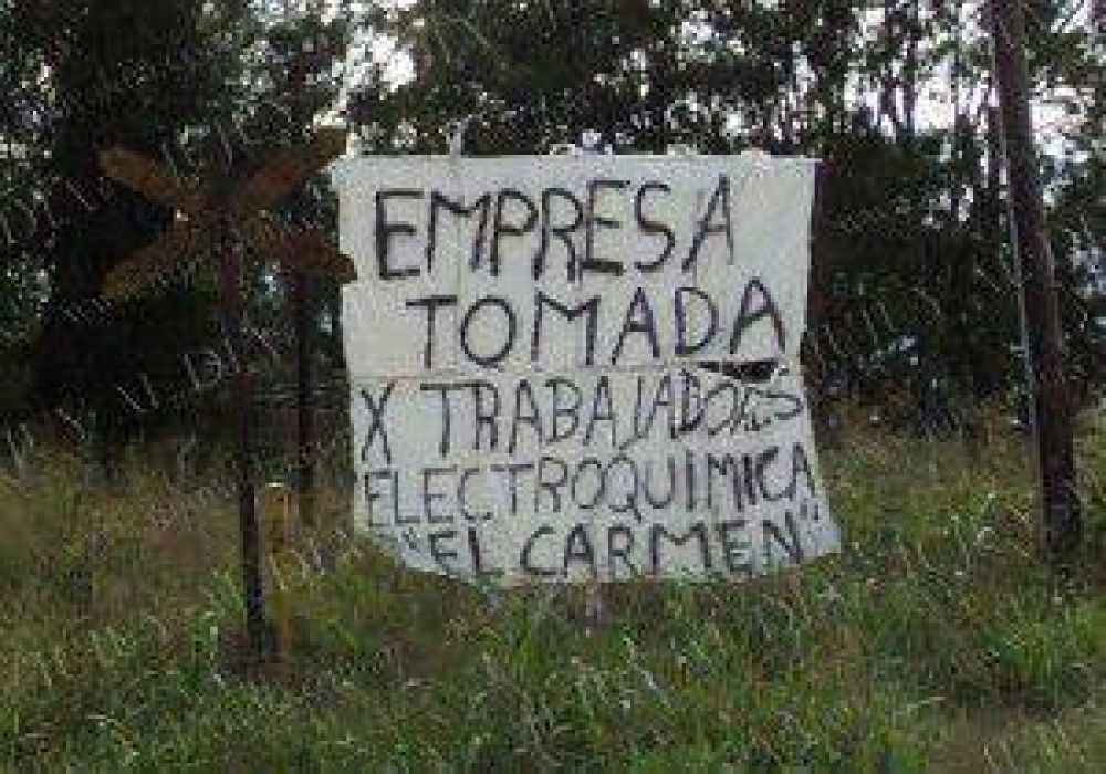 Se cumplen 4 meses de reclamos de Trabajadores de Electroqu�mica El Carmen 