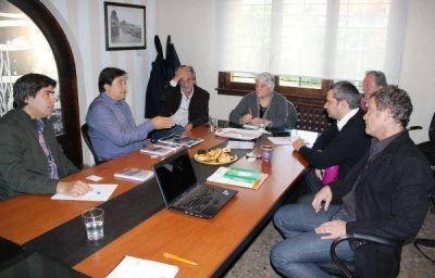 Analizaron alcances de proyecto de Ley de Costa Mar�tima