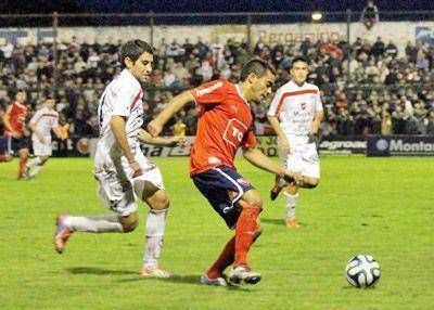 Douglas le ganaba a Independiente pero dos errores lo dejaron sin nada