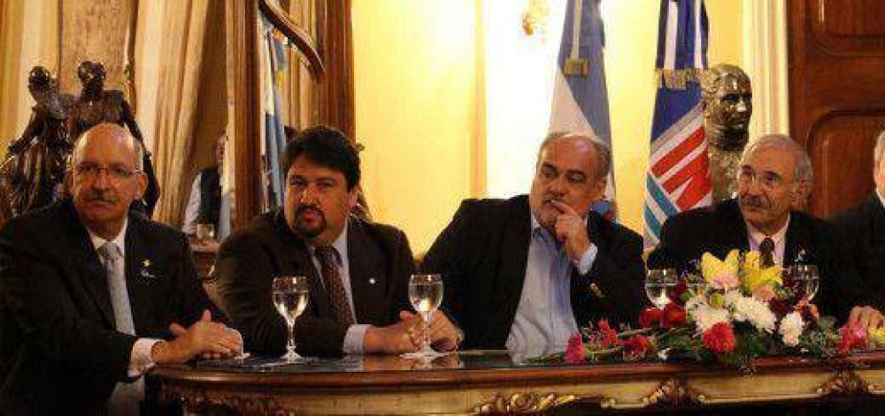 Closs promocion� la muestra INTA Expone en Corrientes y Chaco