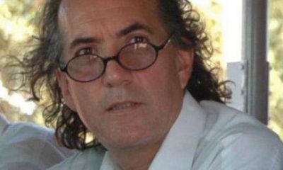Fuerte denuncia contra Oscar Thomas por contrataciones poco claras