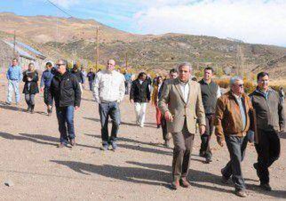 Sapag visit� Coyuco-Cochico 