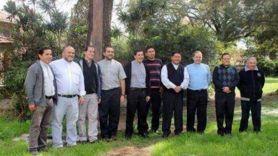 Reuni�n de sacerdotes formadores del NOA