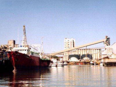 Se paralizar� todo el puerto