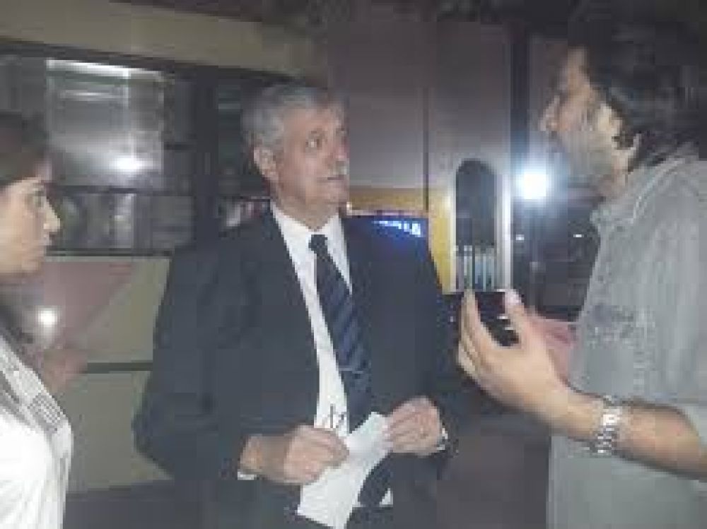 Massa confirm� que, en Tucum�n, cerr� con Cano y ahora va por D�az Lozano