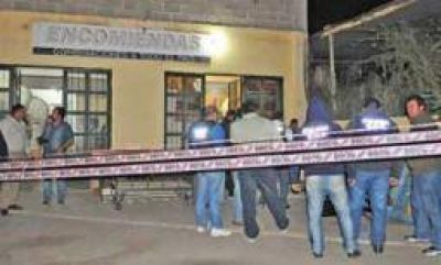 Incautan casi 6 kilos de marihuana en deposito de encomiendas