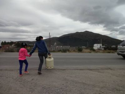 Aseguran que esta semana baja el precio de la garrafa social