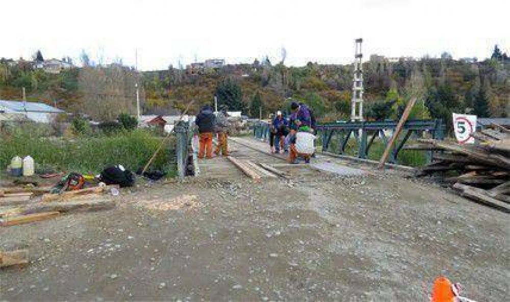 Destacan recambio total del puente Quimey Quipan
