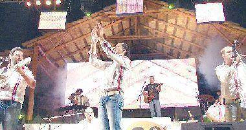 Los Tekis y Sergio Galleguillo brindar�n el broche de oro en los festejos