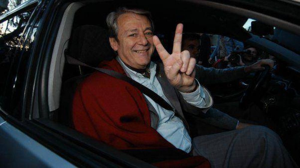 Kunkel a Insaurralde: �Un pa�s o una provincia no se gobierna andando por ah� con bataclanas�