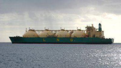 La Argentina compr� cuatro barcos con gas natural licuado para hacerle frente al invierno