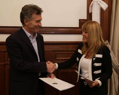 Macri renov� un convenio con la Intendente de Resistencia