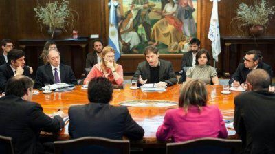 El Gobierno vuelve a reunirse con las f�bricas de autos y motos