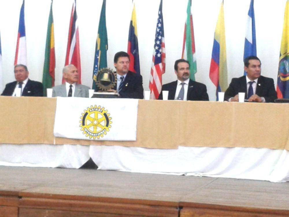 El Rotary Club Formosa entreg� distinciones a los mejores alumnos