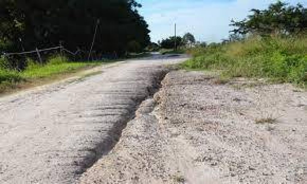 Siguen las tareas de mantenimiento de las defensas en Clorinda y capital