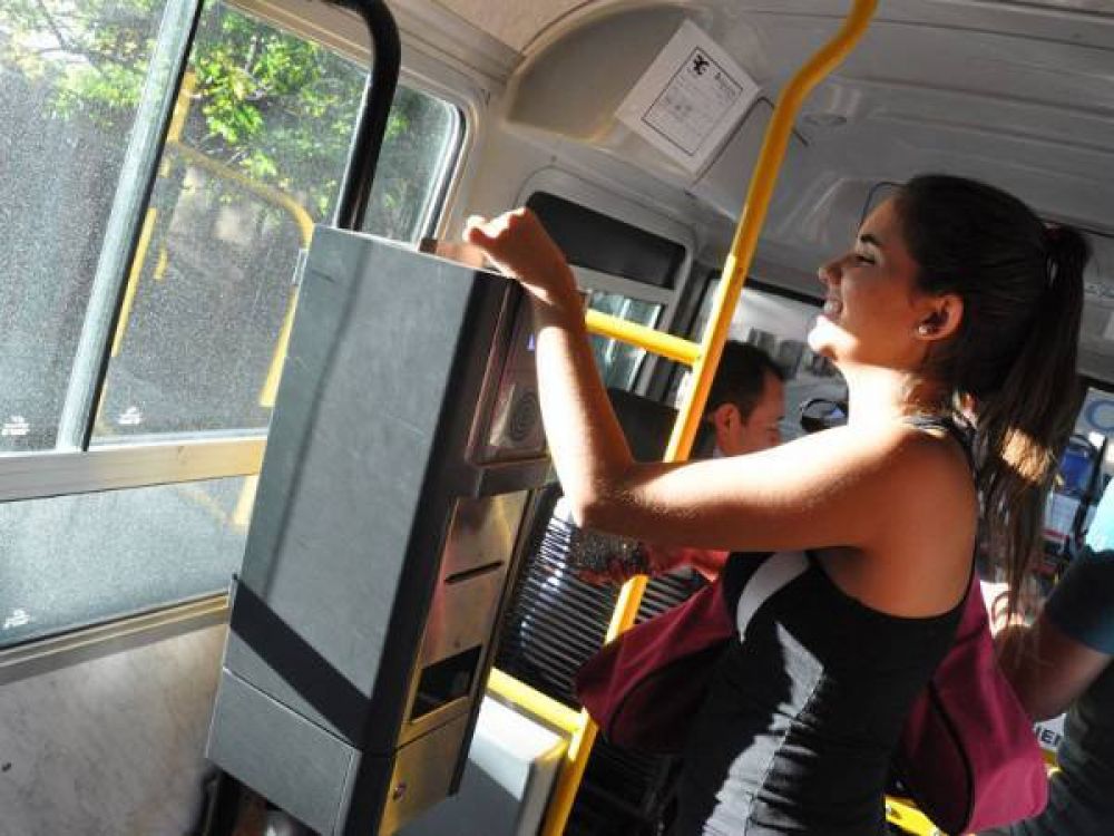 Prorrogan el pago con monedas para andar en colectivo
