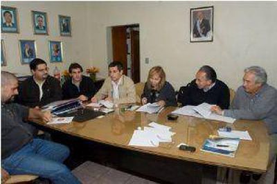 La Junta Electoral posterg� la oficializaci�n de listas