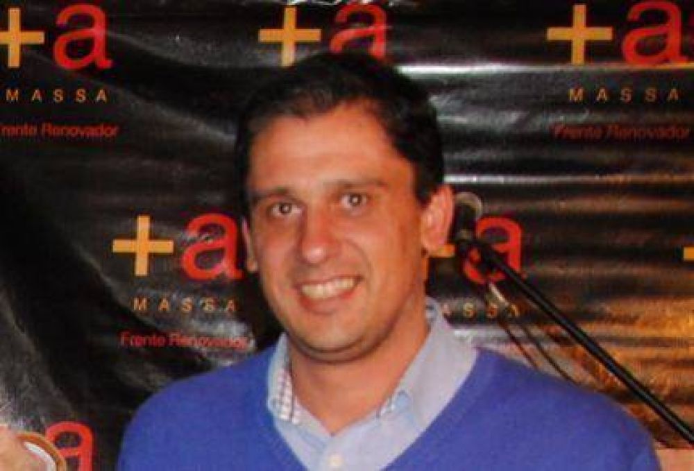 Pamp�n: �Si Scioli quiere seguir de campa�a que renuncie y deje que asuma Mariotto�