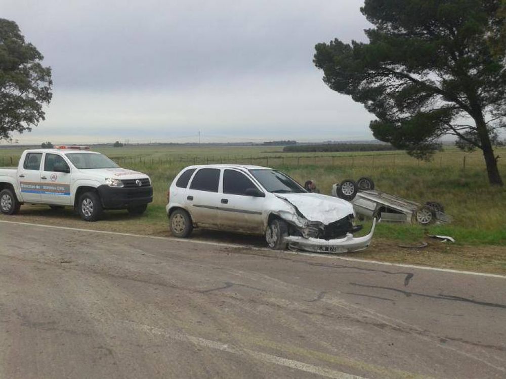 Choque y vuelco en la Ruta 35